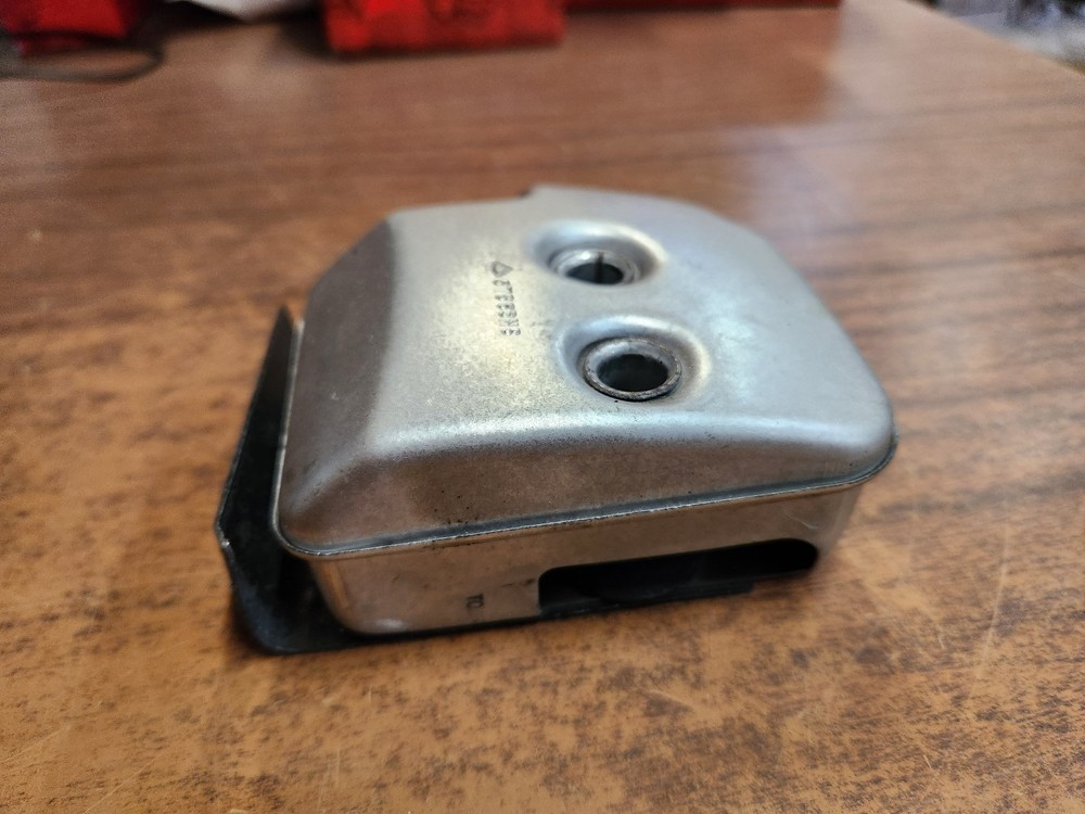 Weedeater Featherlite XT260 711795 String Trimmer Muffler 530057863