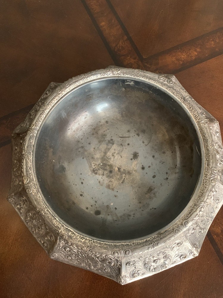 Vintage Barbour S.P. Co. International Silverplate Center Bowl 13.5”