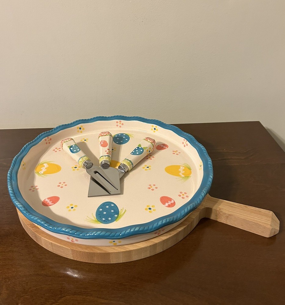 Temptations Tara 12” Easter Egg Hunt Platter Utensils Wooden Serving Paddle EUC
