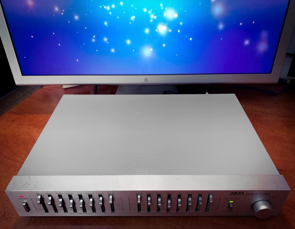 AKAI EA-G40 🌈RaRe🌈 Vintage Stereo Equalizer