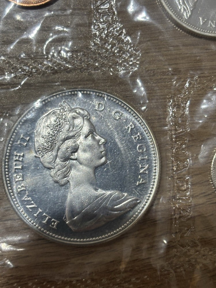 1967 Canada 80% Silver Proof Like Set in Plastic no/COA