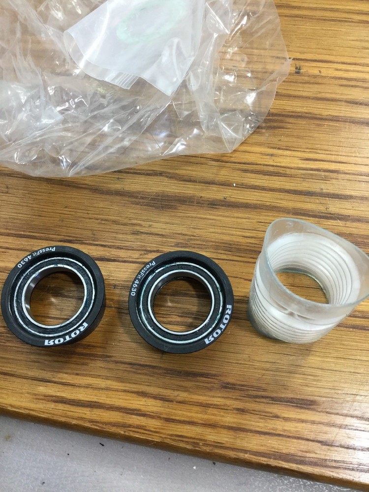 Rotor Press Fit 4630 Cycling Bottom Bracket Missing Shields (6244)