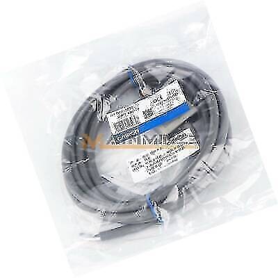 one New Omron D4C-1202 Limit Switch