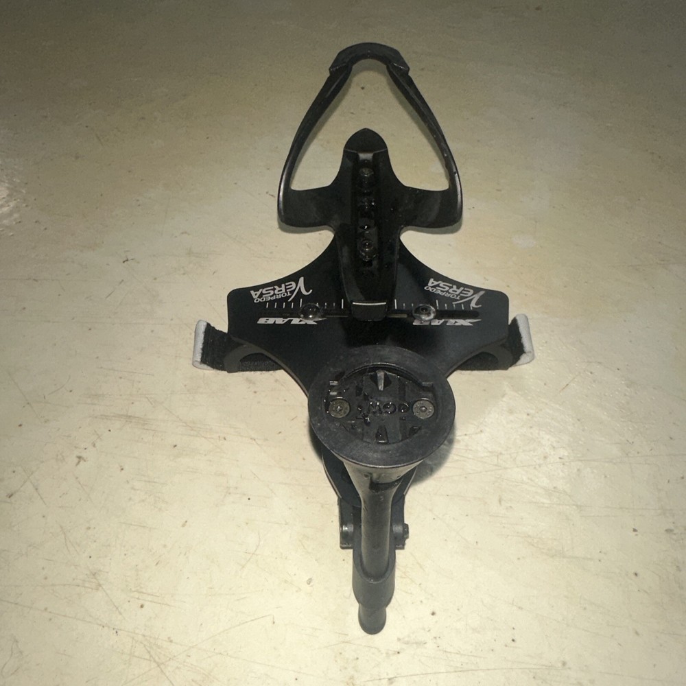 XLAB VERSA 200 Between Bars Hydration And Computer Mount With Bottle Cage Aero