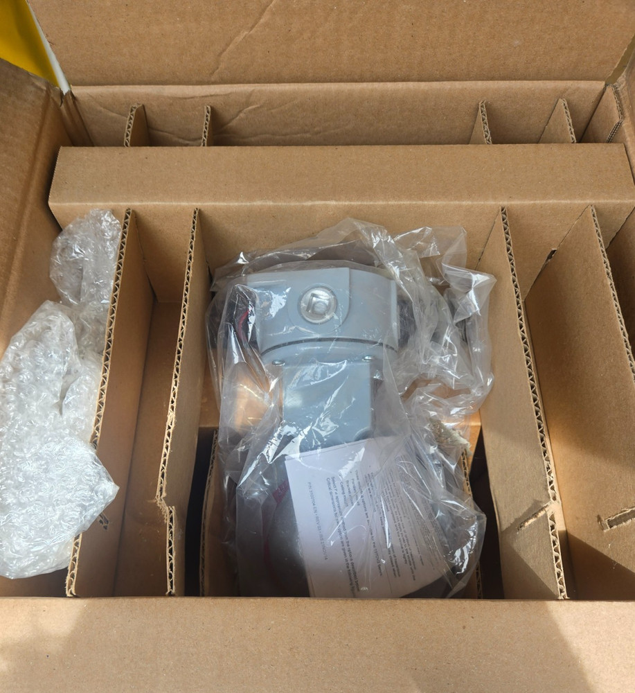 Edwards Beacon Wall Bracket Mount Strobe #107DV2BSTR-EK Red (NEW)