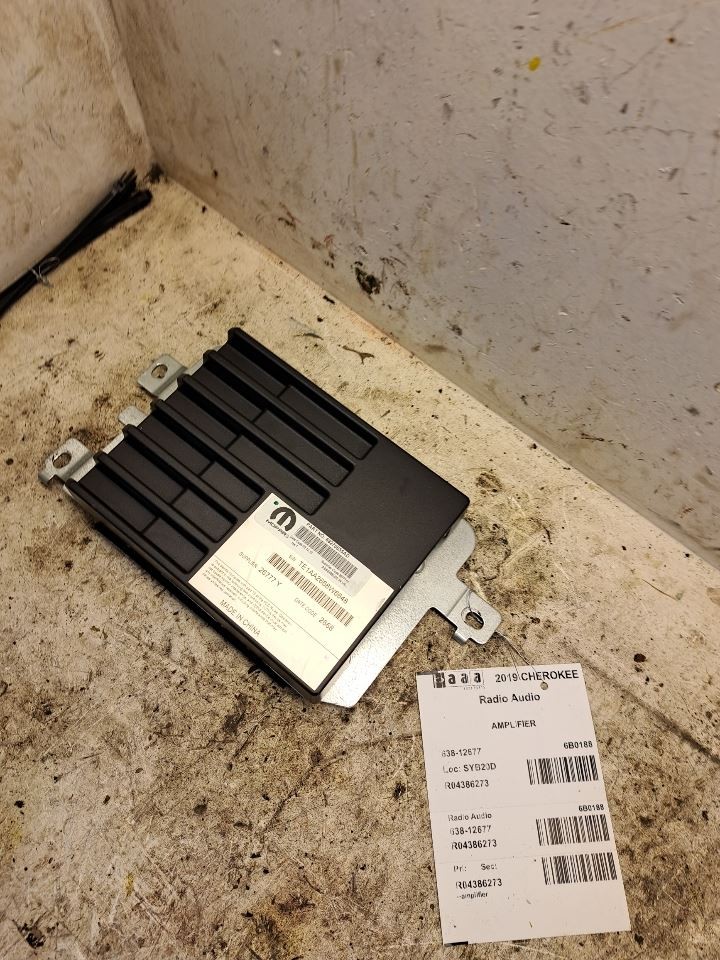2019 Cherokee Amplifier Sku#4386273