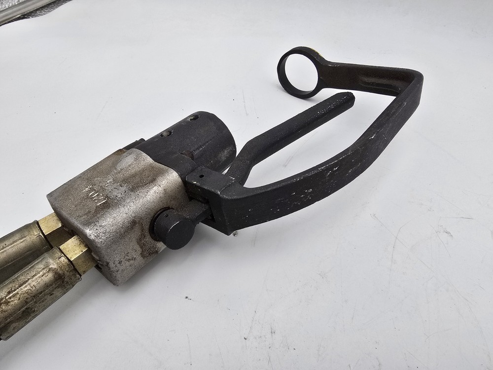 Hydraulic Pole Saw Handle Assembly (Untested)