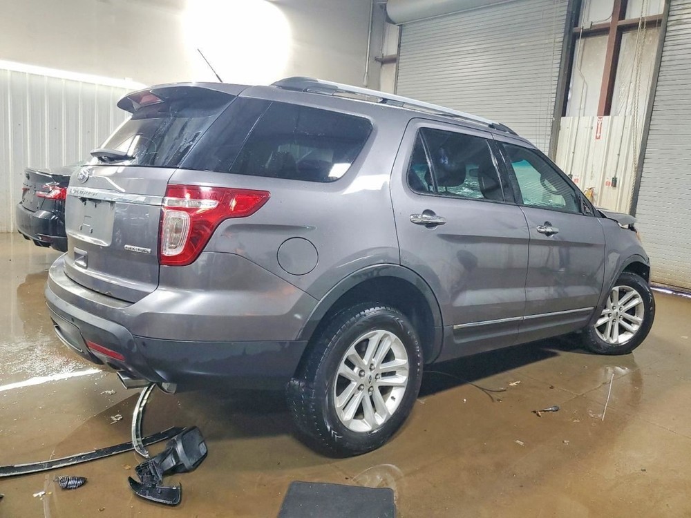 Camera/Projector Camera Tailgate Mounted Fits 13-15 EXPLORER 889769