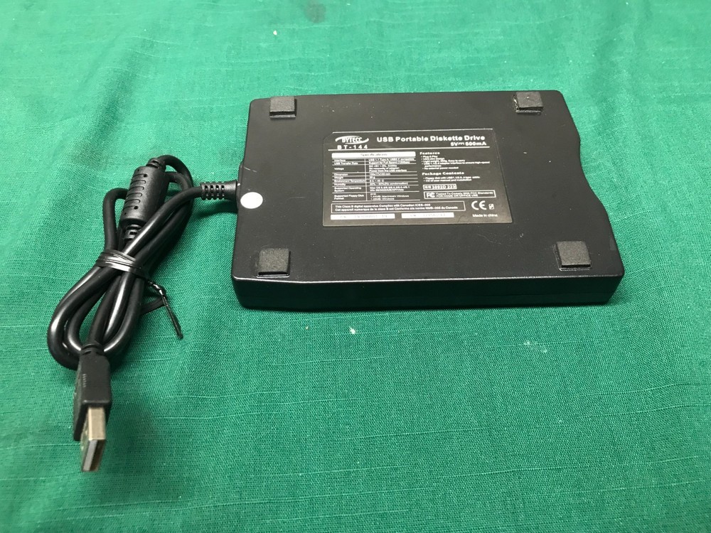 Bytecc Portable Diskette Drive External for 3.5" 1.44Mb Floppy Disk BT-144