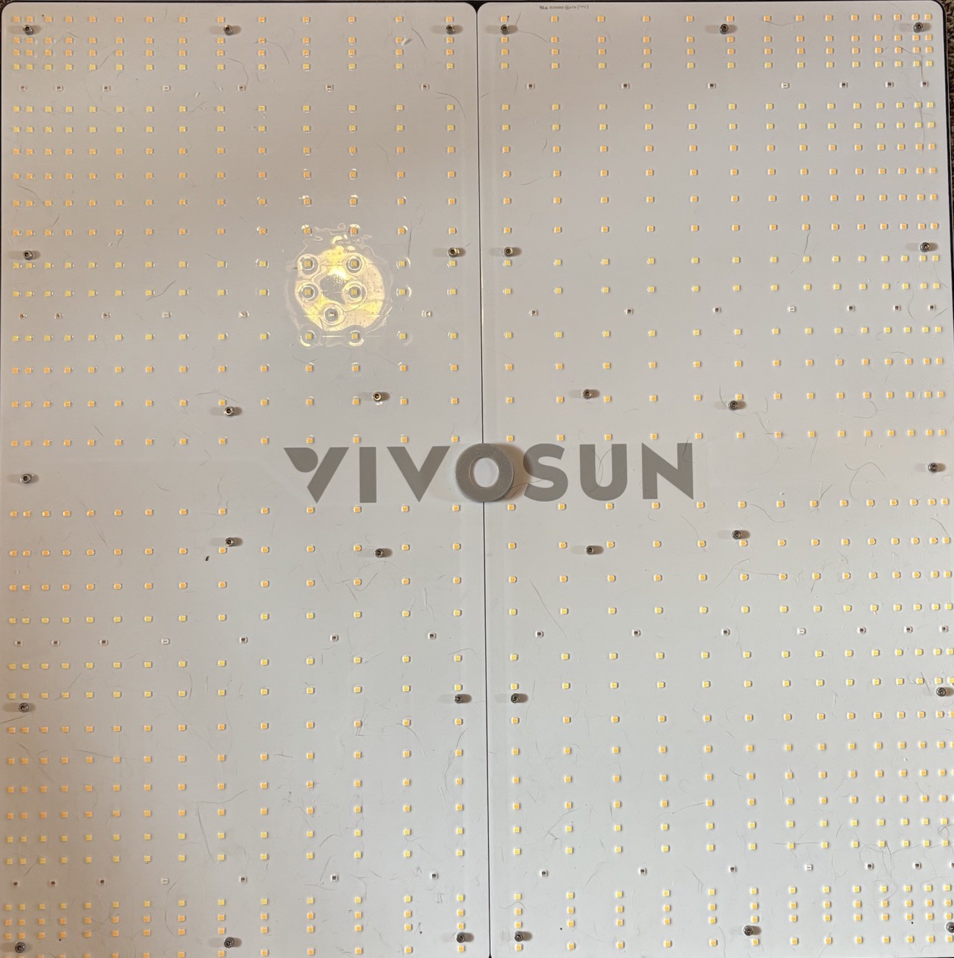 VIVOSUN VS4000 LED Grow Light Full Spectrum Dimmable 400 Watt