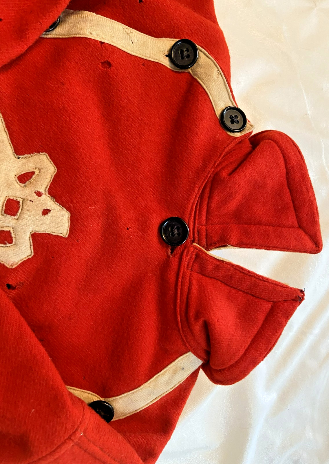 RARE FIND! 1880'S HEAVEY RED WOOL BASEBALL BIB TOP OR FIREMAN BIB TOP-CA7 LOGO