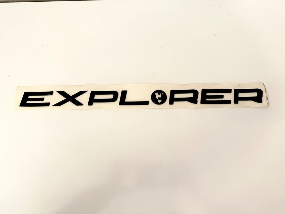 Explorer Van Emblem Black Out Edition