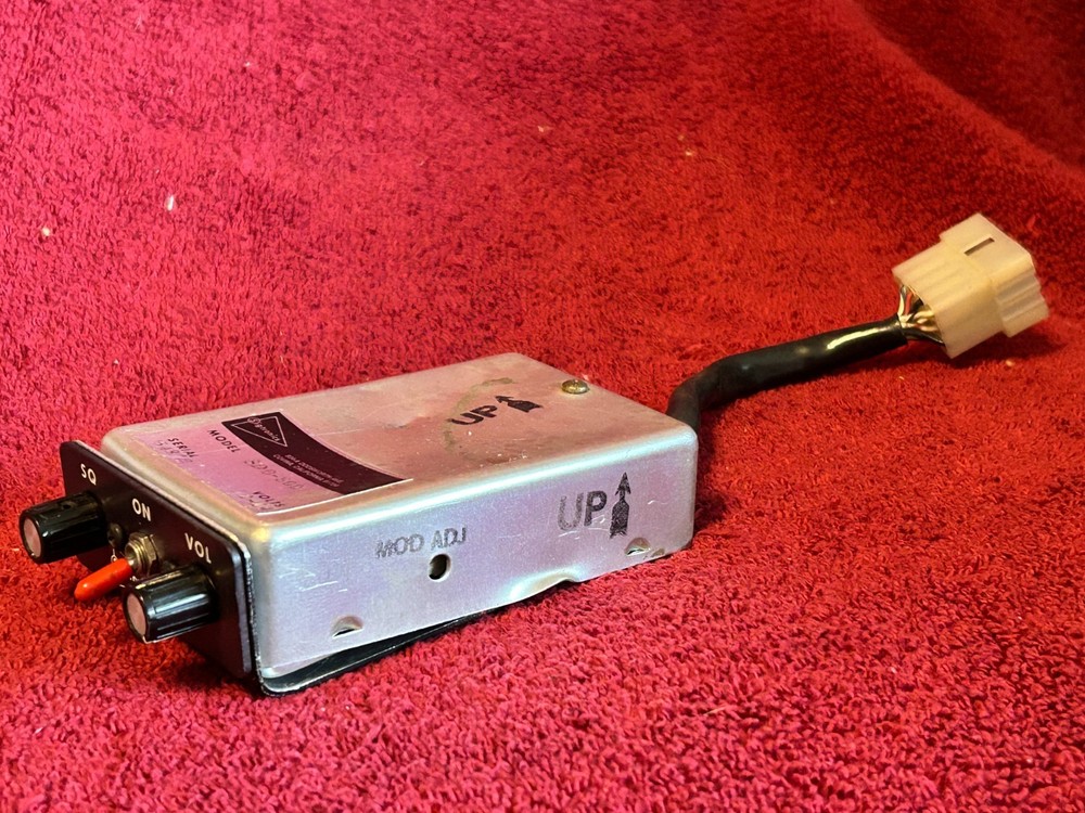 SIGTRONICS SDB-800 PANEL MOUNT INTERCOM DENTED BODY