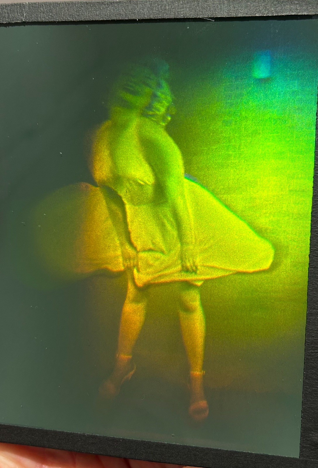 True 3D laser hologram. option hologram. Marylin moment. Vintage
