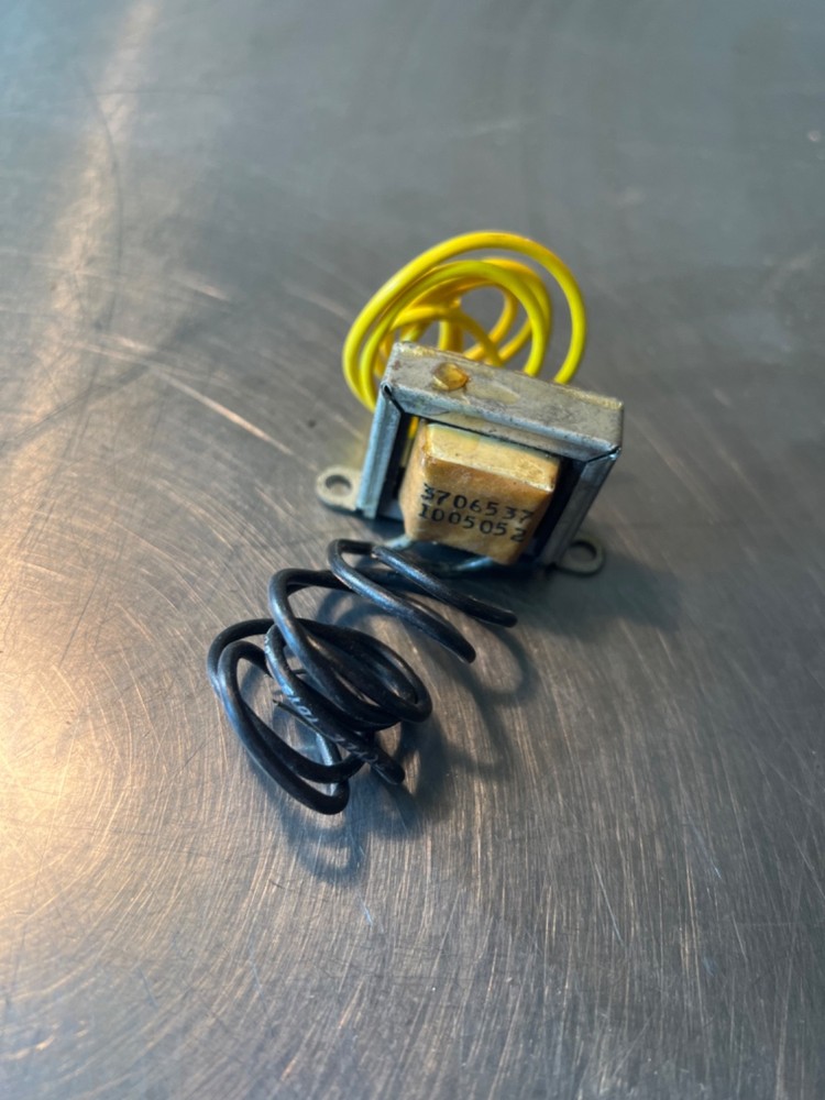 Vintage Radio Transformer 3706537 1005052