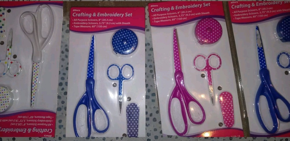 Crafting & Embroidery 🪡 Set 🩷 💙 🤍