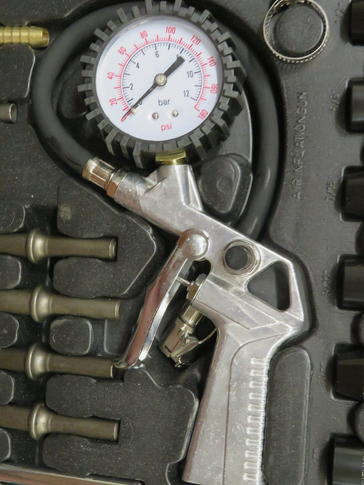 Ironton Air Tool Kit with accessories