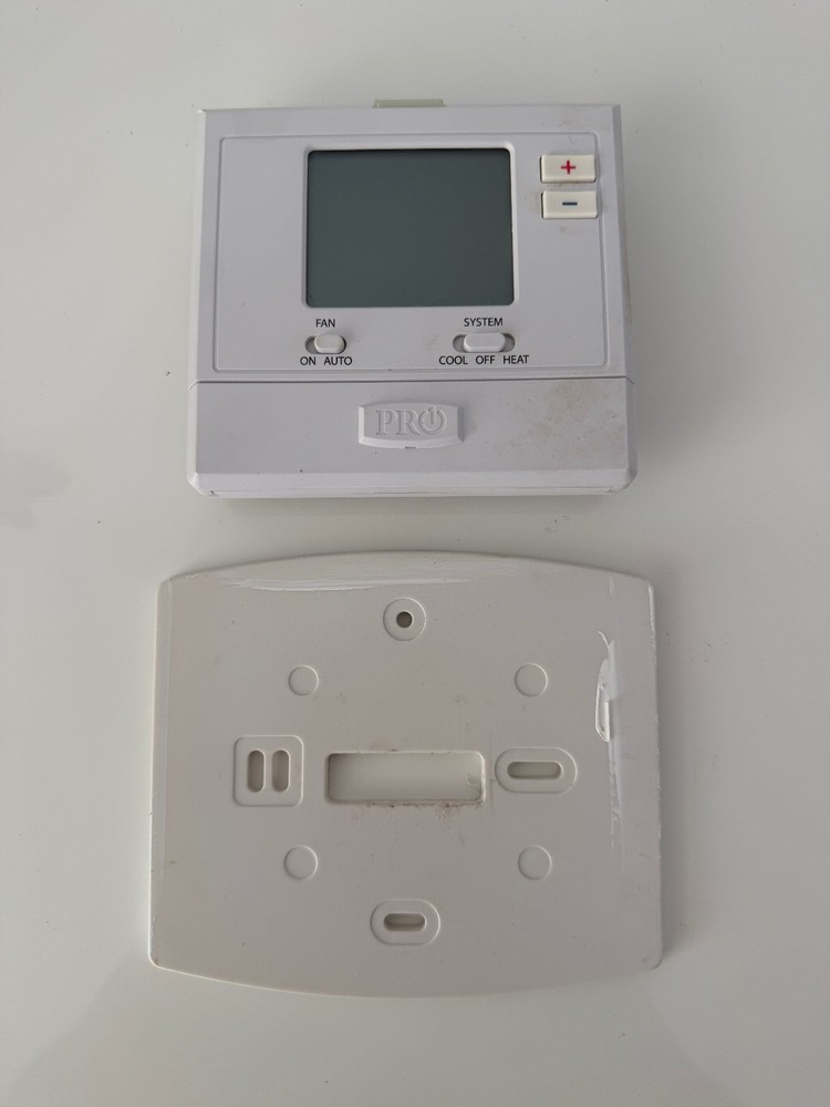 Pro1 T701 Non-Programmable Thermostat