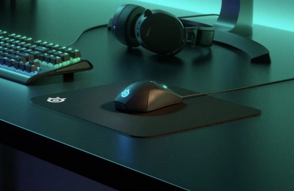 Performance Mousepad, Micro-Woven + Non-Slip, steelseries QcK model, Medium Size