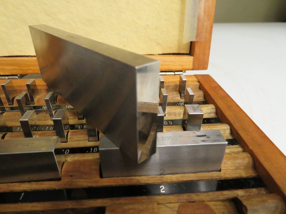 HDT Rectangular Gage Block .050 -4" Grade Unknown H18