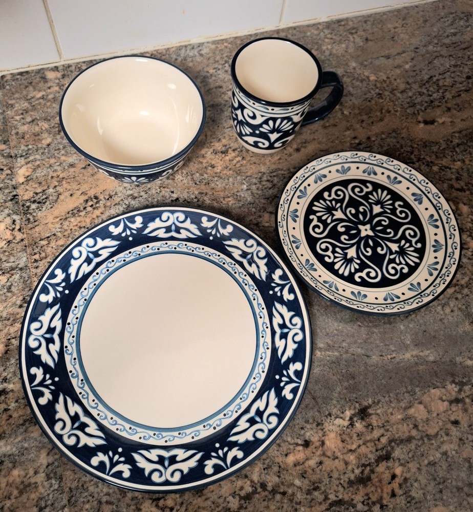 Bobby Flay Marbella Collection 4-Piece Dinnerware Set