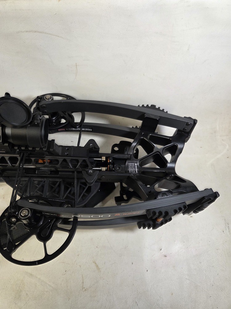 Ravin R500E Black Compound Crossbow