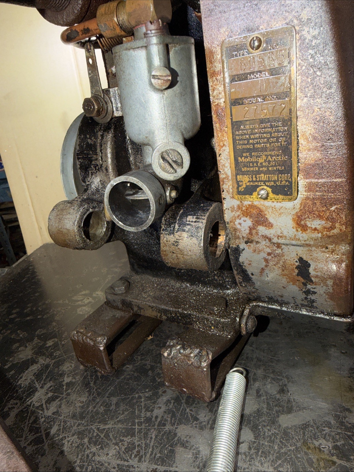 Antique Briggs & Stratton Model H Kick Start Aircooled Engine