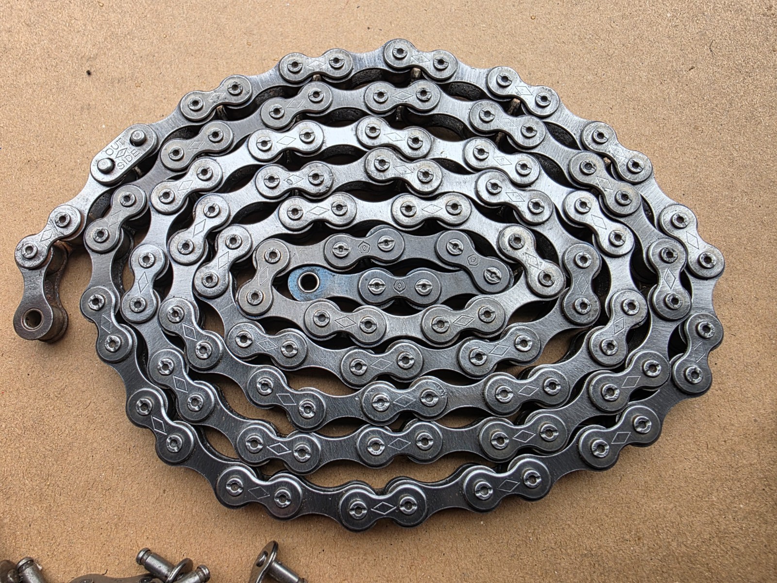 VINTAGE BICYCLE CHAINS PARTS LOT DIAMOND HEAR IT SNAP UNION SKIPT TOOTH ETC