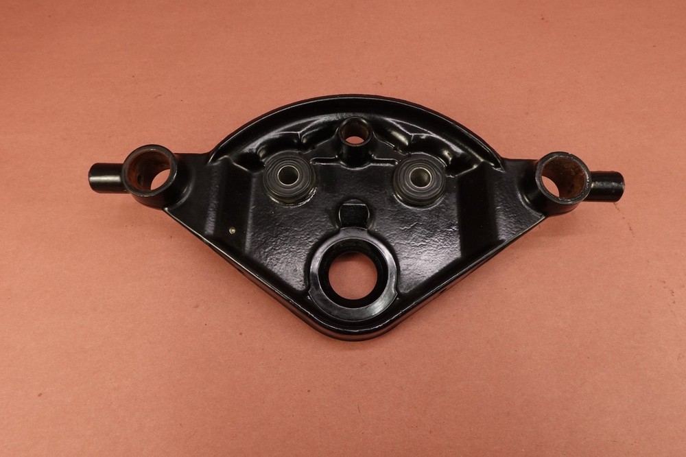 01-06 Harley Davidson Electra Glide FLHTCUI UPPER TRIPLE TREE FORK CLAMP
