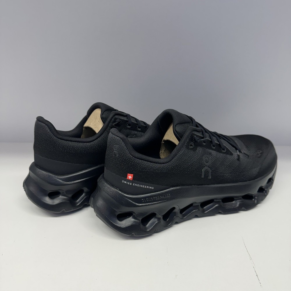 On Cloudtilt (women's) Eclipse/Black