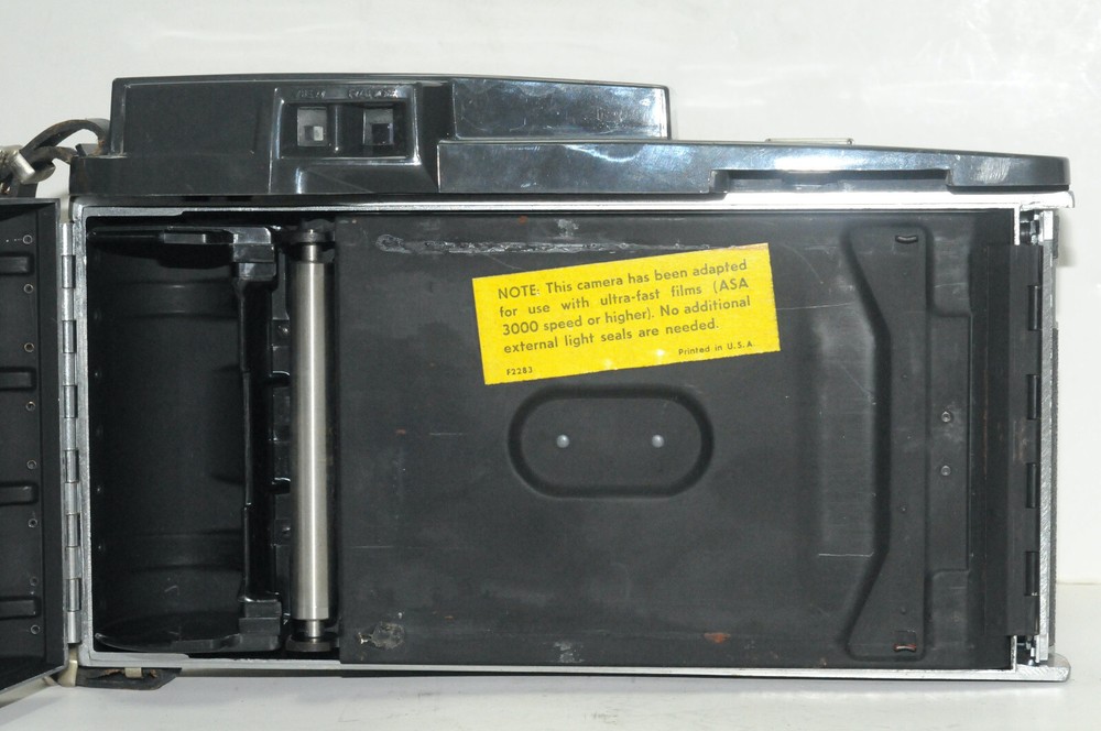 Polaroid Model 150 Land Camera