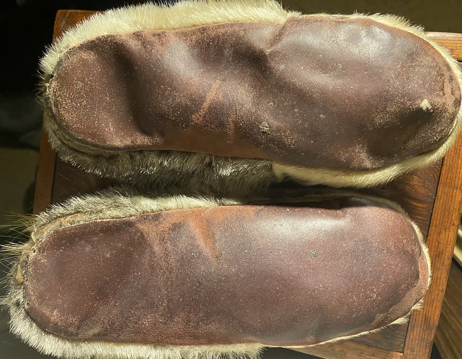 Native American Indian Bead Moccasins Vtg Leather Fur Hand Made Inuit Eskimo