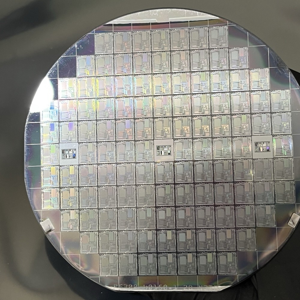 4 Inch Silicon Wafer In Good Condition As Pictured