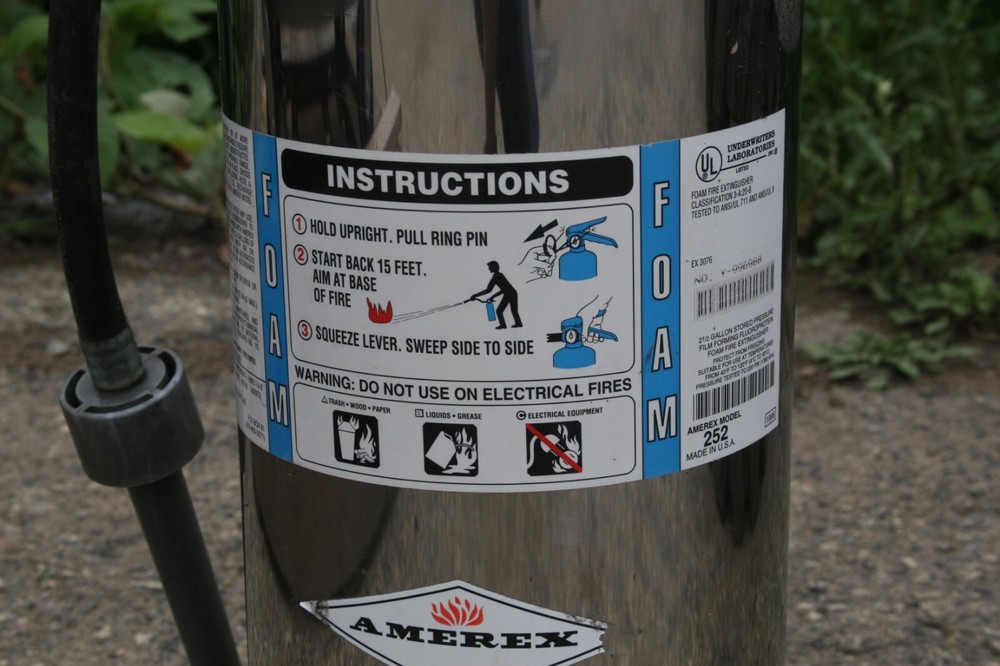 Amerex 2.5 Gallon FOAM Refillable Fire Extinguisher Class 2-A Model 252