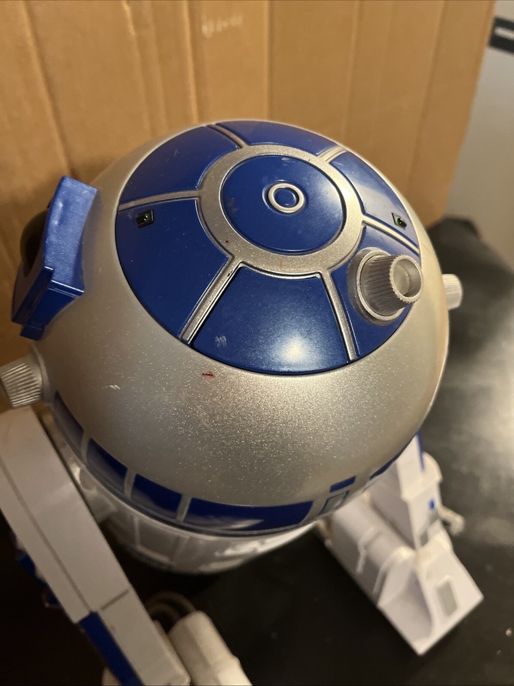 Star Wars Droid Depot R2-D2 Interactive Remote Control Droid No Remote Tested