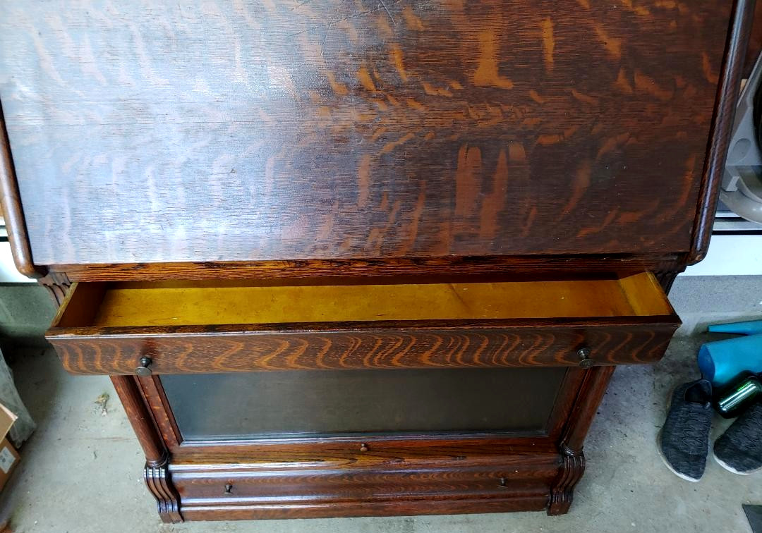 FANTASTIC MACEY QUARTER SAWN OAK BARRISTER BOOKCASE W/ DROP FRONT DESK W 2 DRAWS