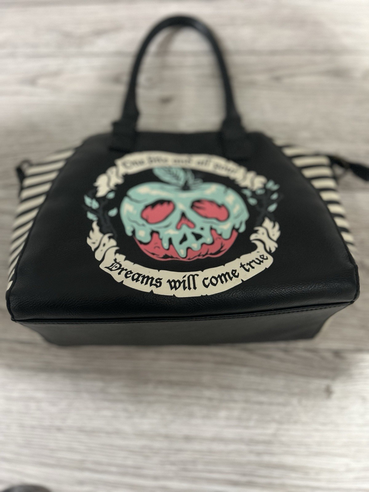 Loungefly Disney Purse Snow White Evil Queen Poison Apple Black Carry Bag