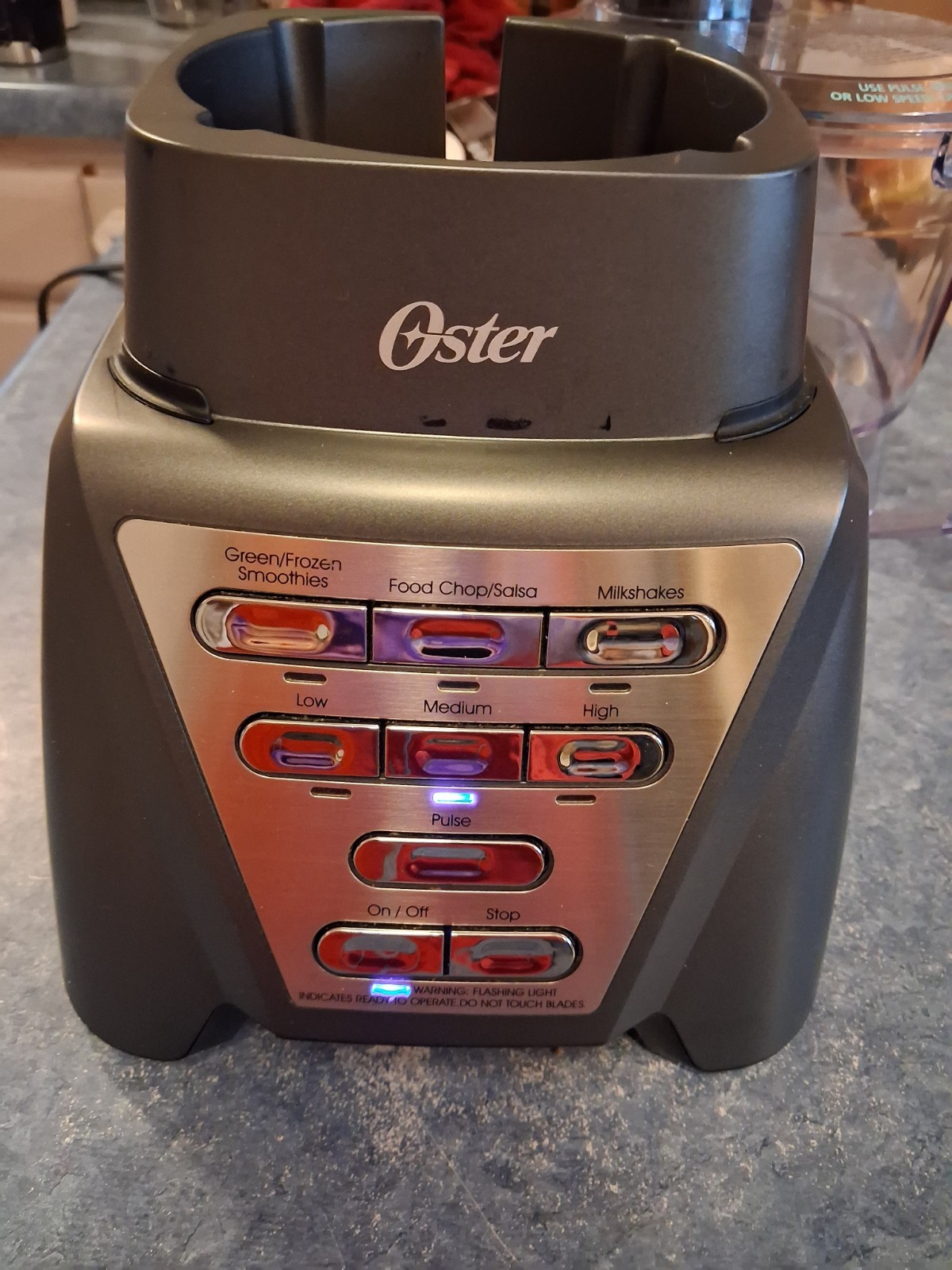 Oster Pro 1200 Food Processor In Very Nice Condition! Works Great!