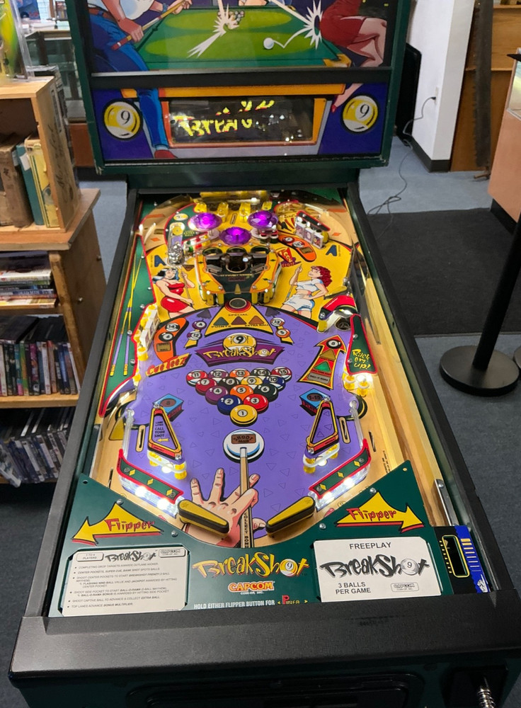 Refurbished Capcom Breakshot Pinball Machine Pool Themed