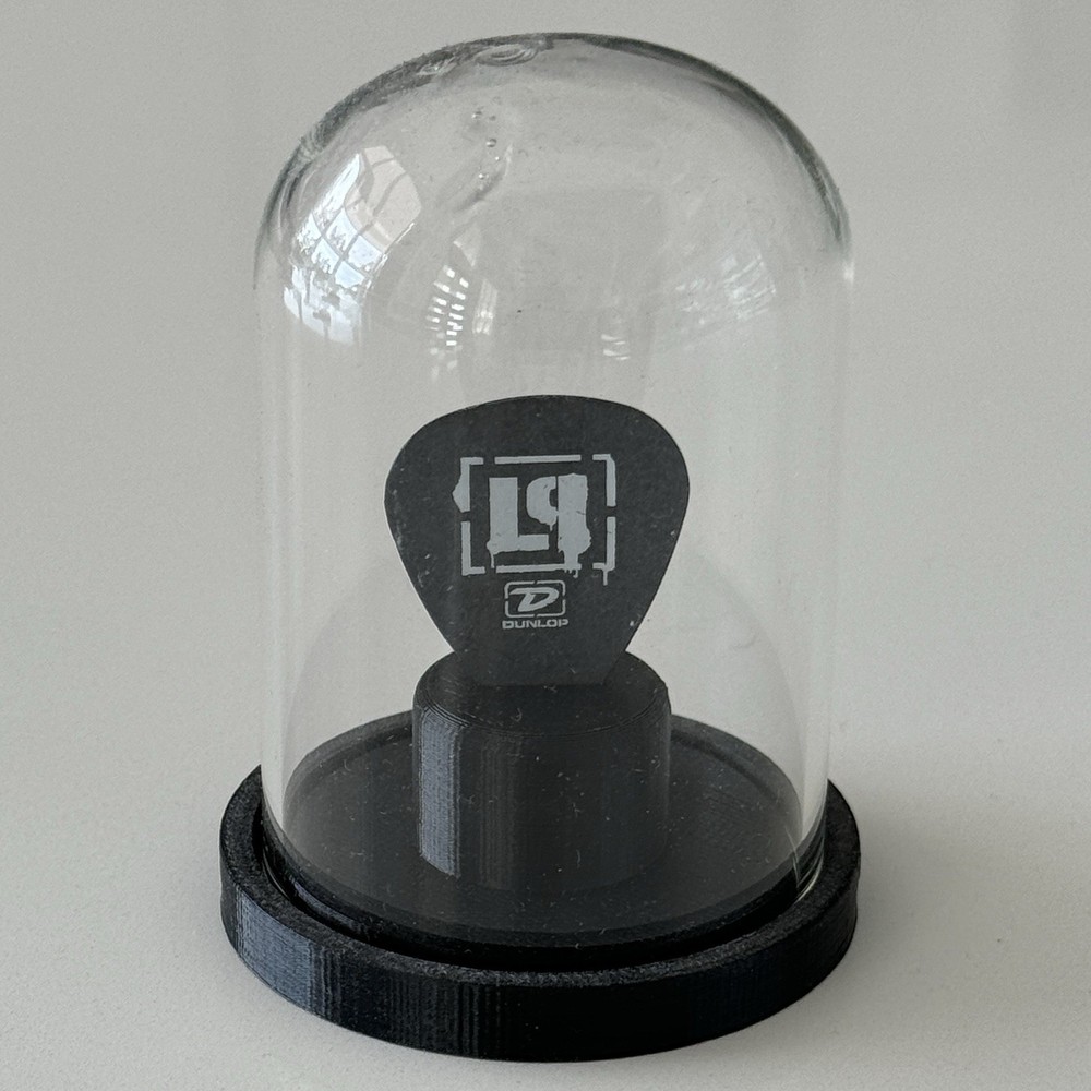 Guitar Pick Glass Display (.88 mm thickness)