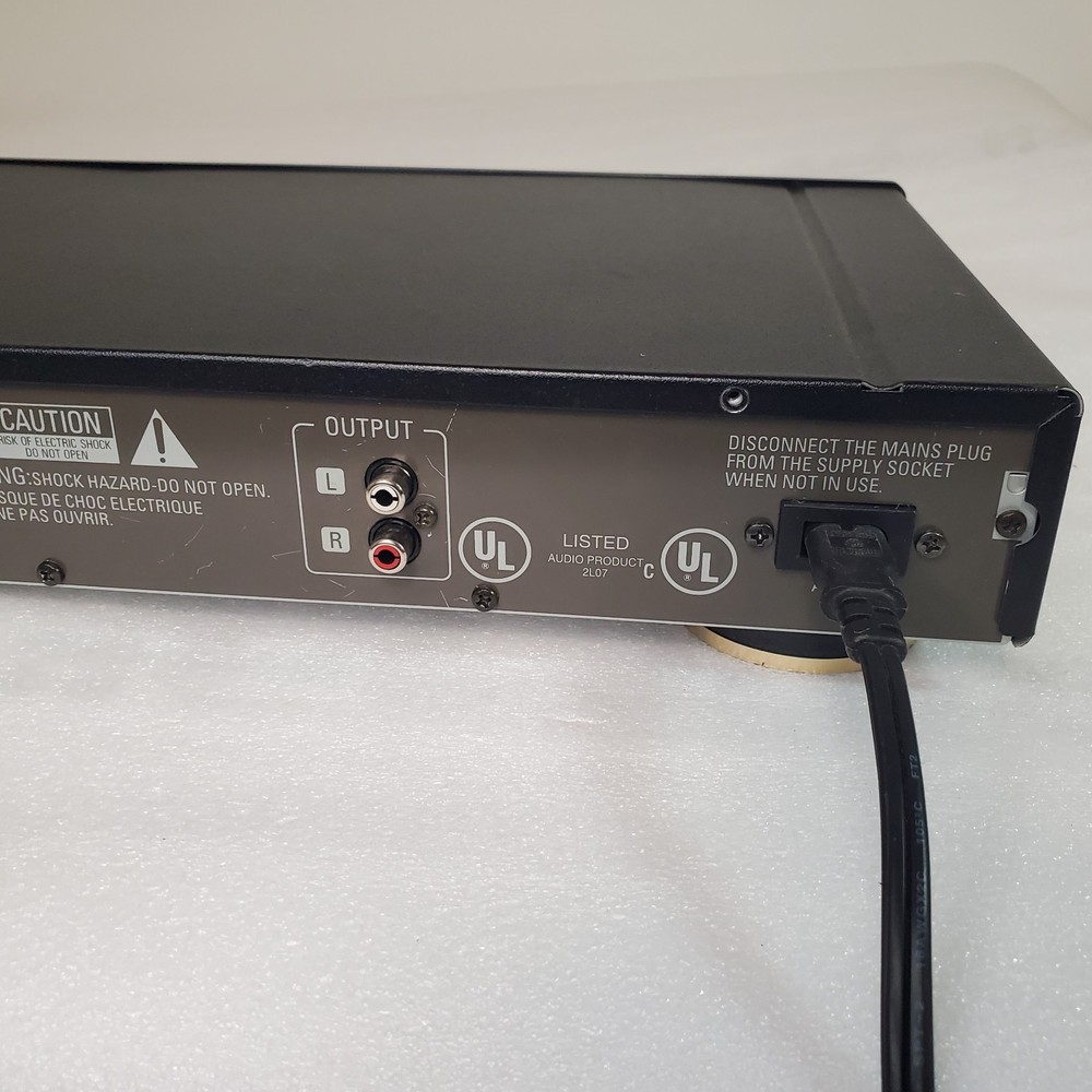 DENON TU-1500RD Precision Audio Component AM/FM Stereo Tuner READ DESCRIPTION