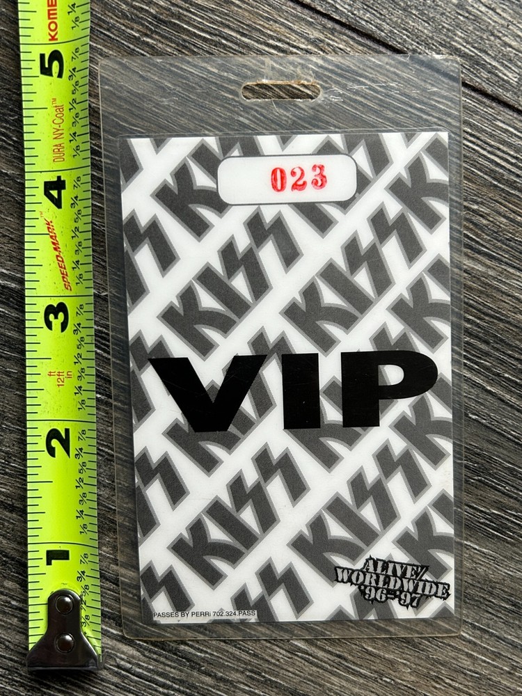 KISS LAMINATE PASS Alive Worldwide Reunion Tour VIP #23 1996 1997 Vintage Kiss