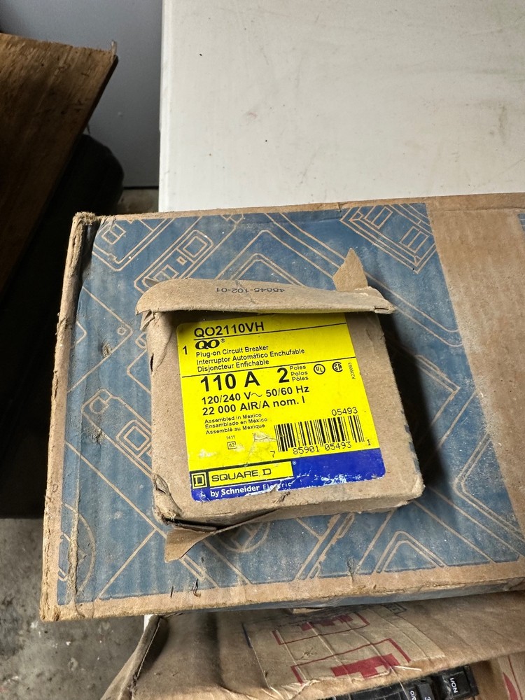 Electrical service and switch gear, SquareD. All with original packaging.