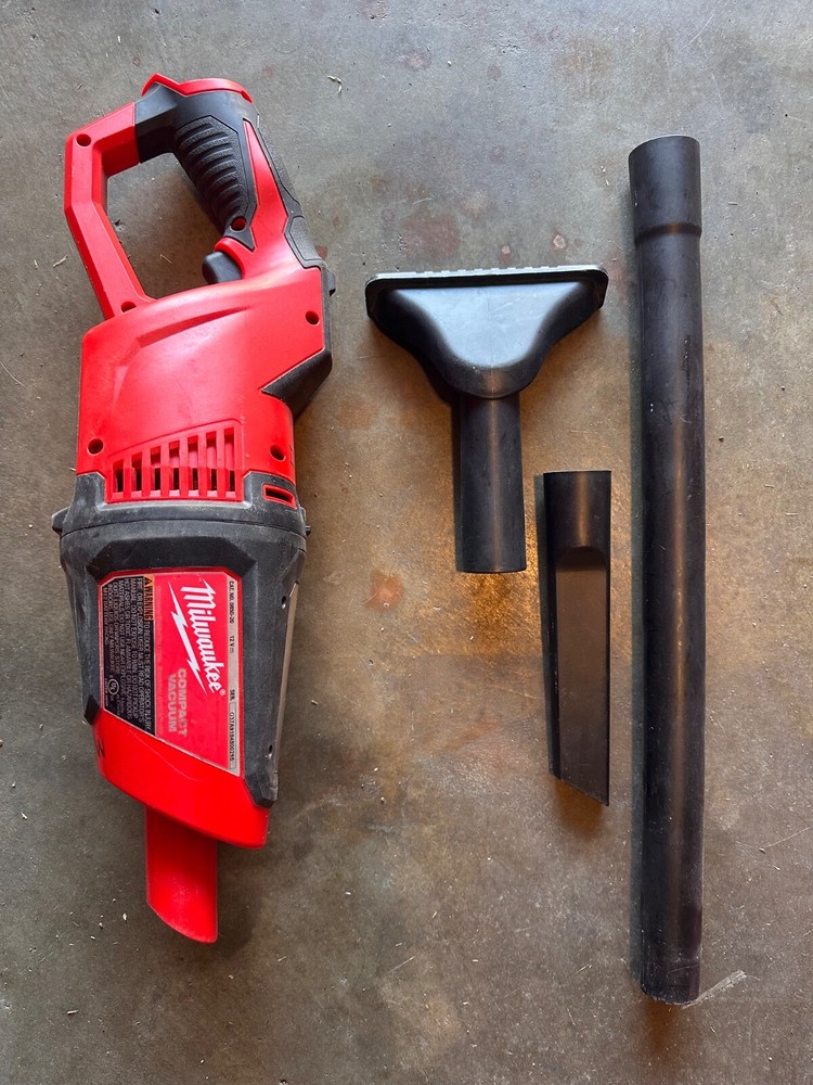 milwaukee tools and vacuum