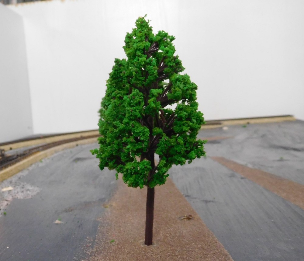 5 Medium Green Deciduous Trees, 115 Mm, 11.5 Cm Tall