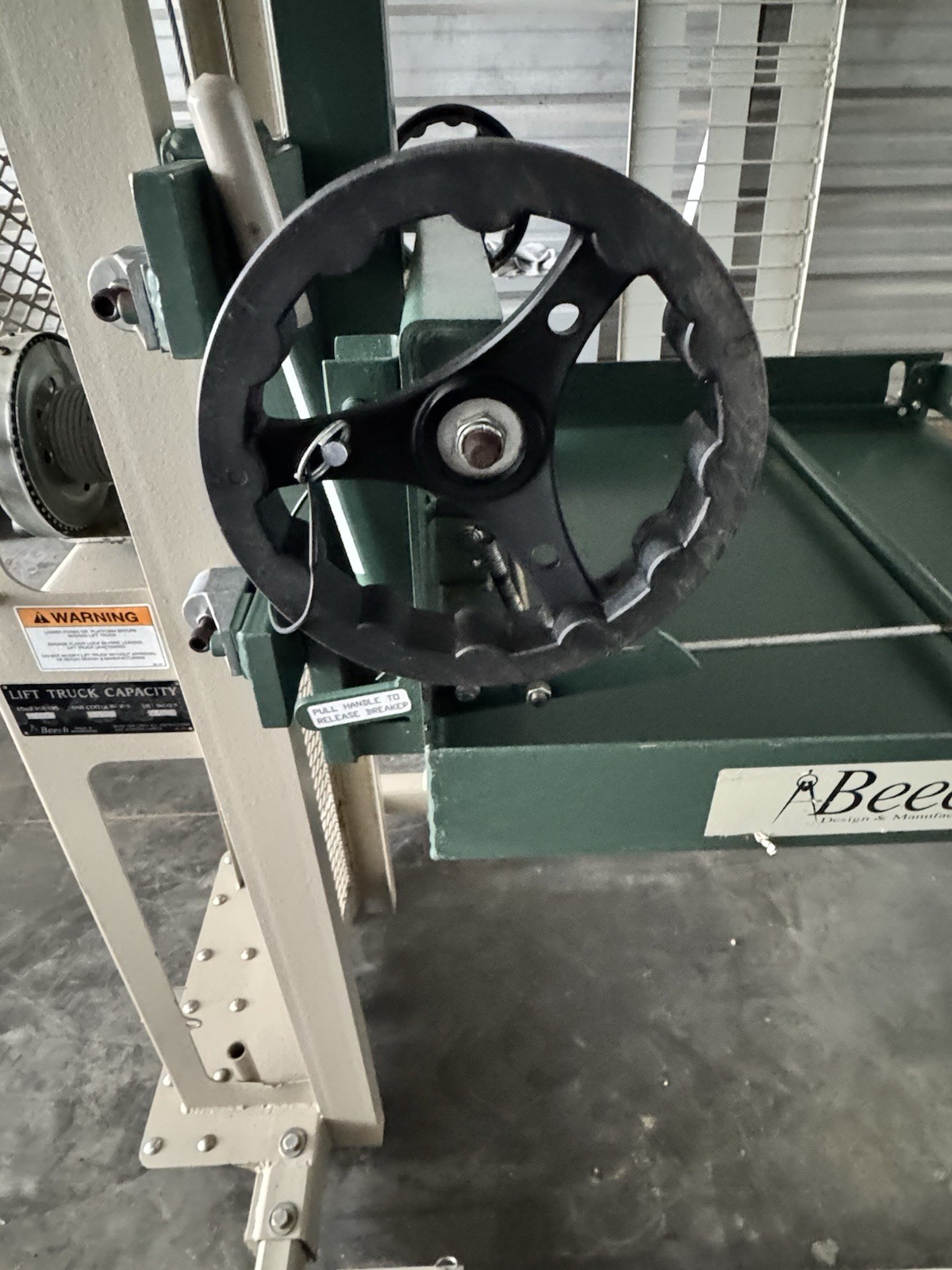 BEECH 1000 lbs Lift Truck GW-2006 For 15kv Gear