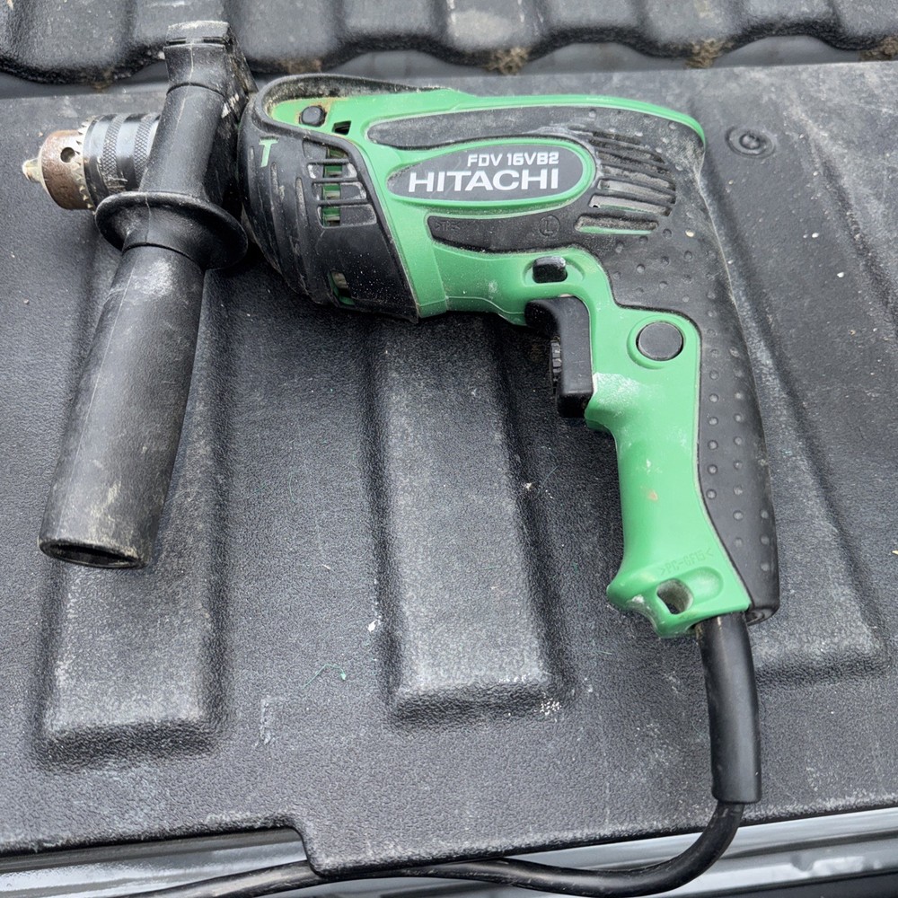 Hitachi FDV 16VB2 hammer drill  works great