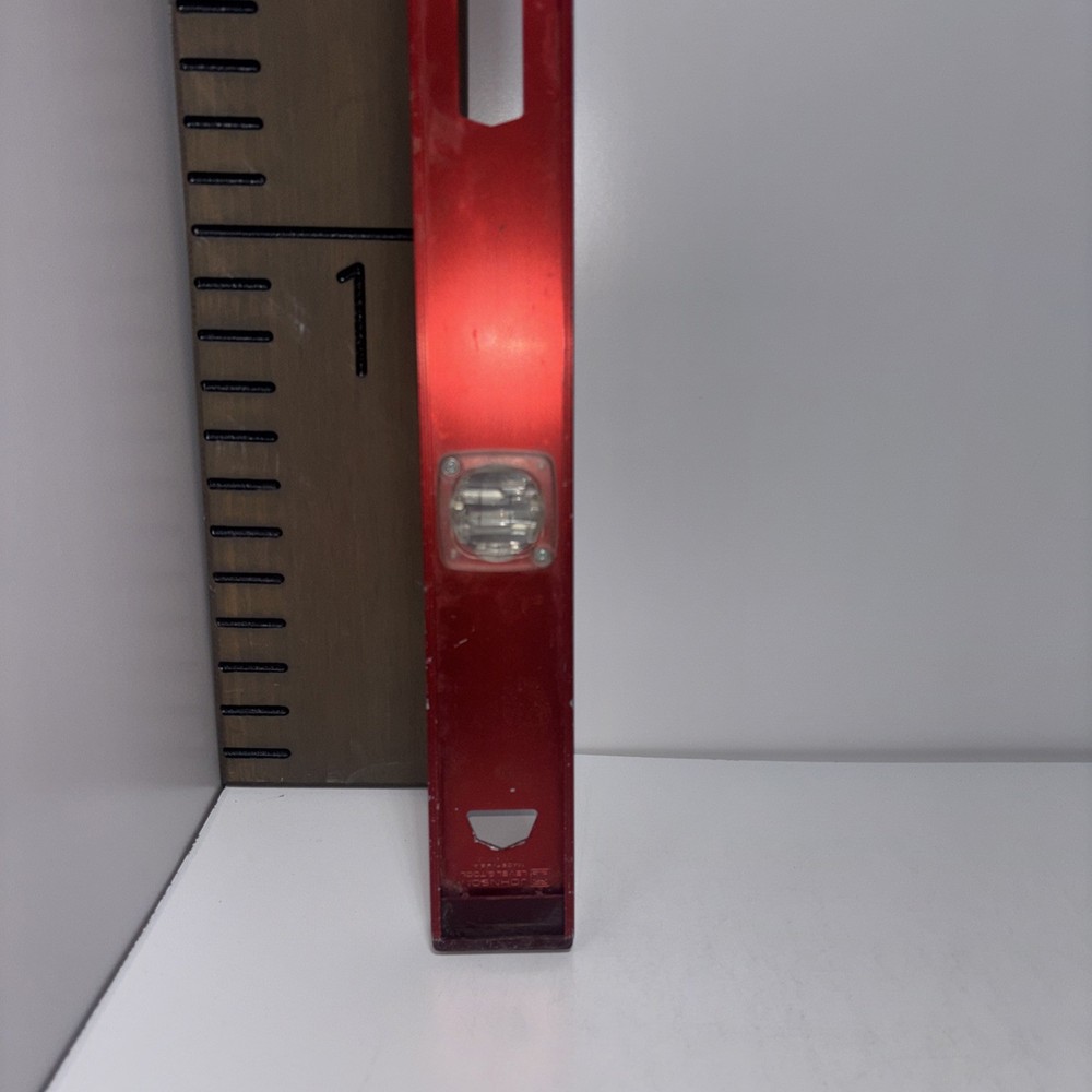 Johnson Level & Tool 48” Contractor Level With Hard She’ll Case