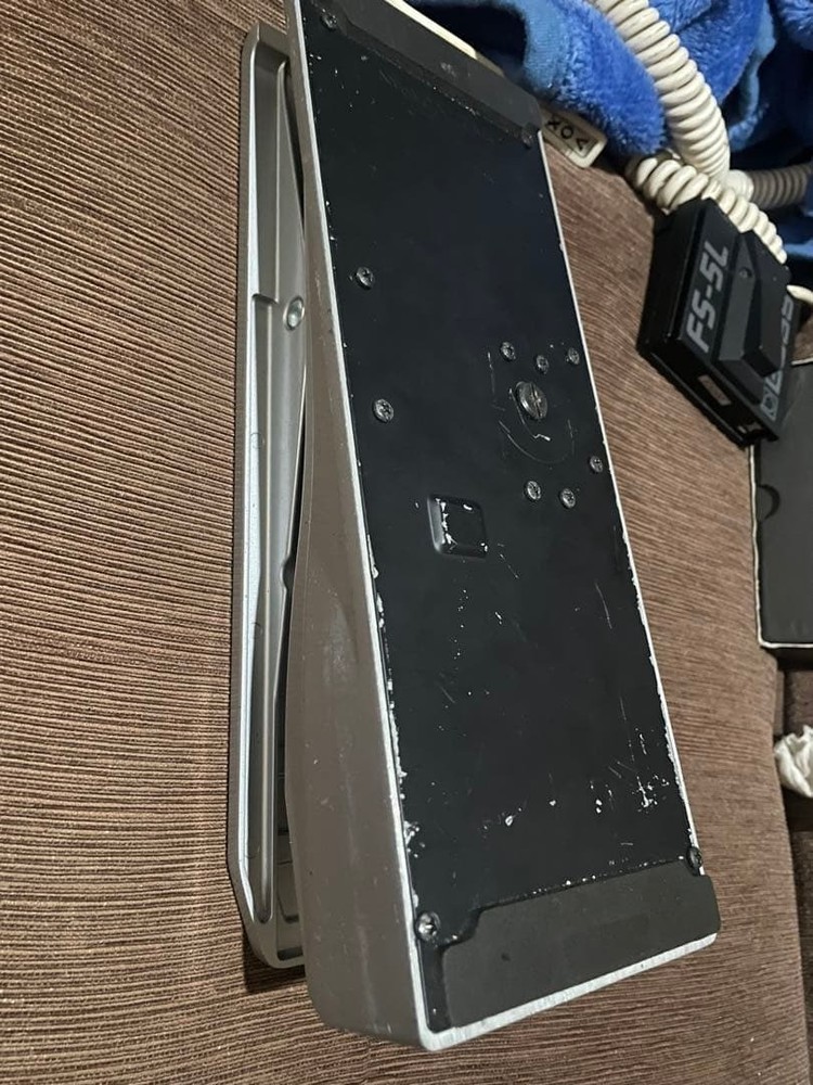 KORG VP-10 Vocal Processor Effects Unit Mic Preamp Voice Processor Tested