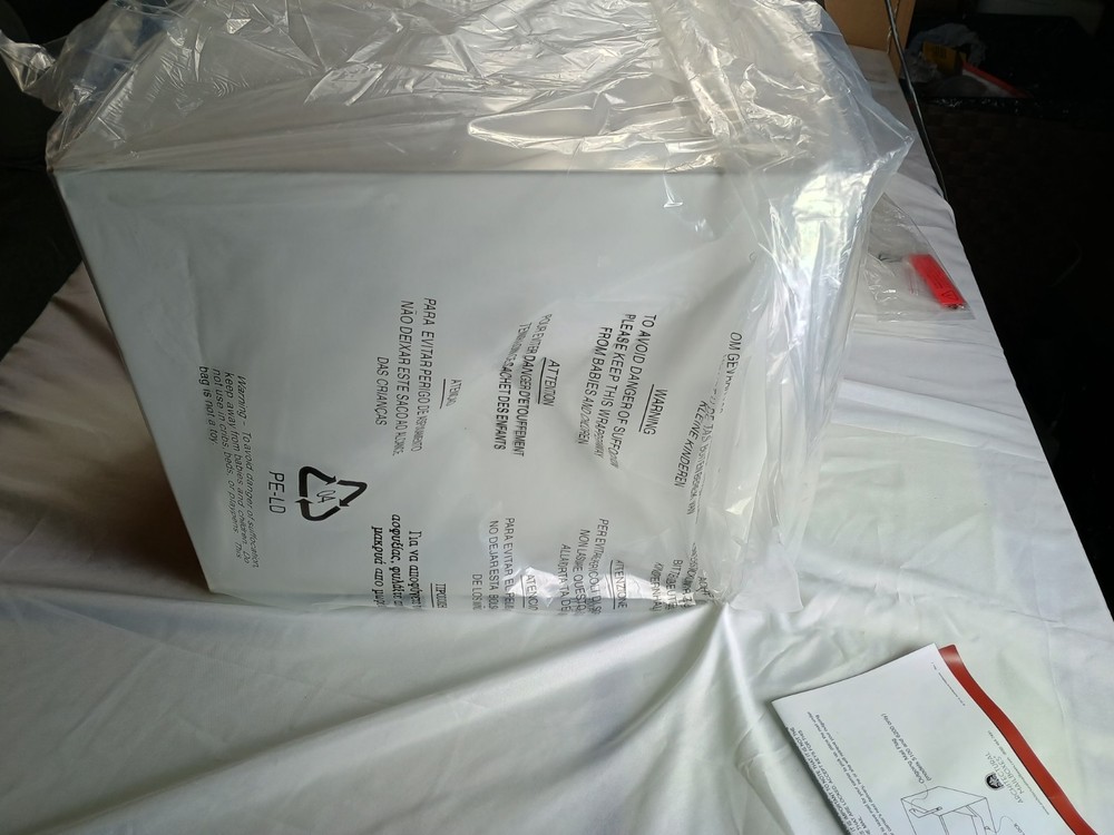 Architectural Mailboxes White Oasis Jr Classic Locking Post Mount Parcel Mail